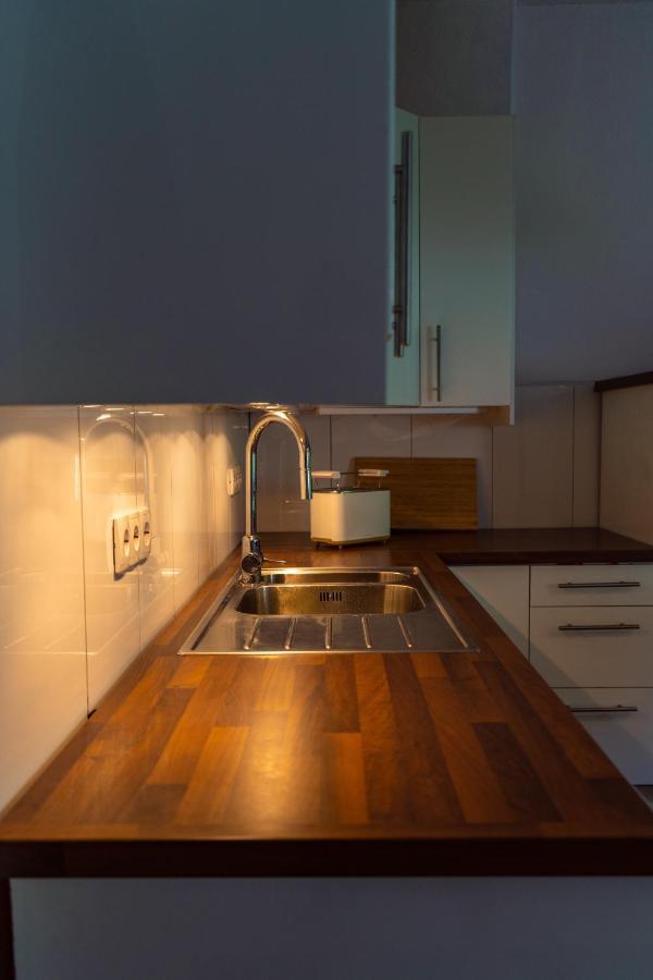 Apartment Tolle Stadtwohnung Mit Guter Verkehrsanbindung Von Der Goltz 35 *