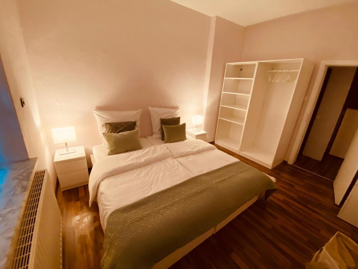 Tolle Stadtwohnung Mit Guter Verkehrsanbindung Von Der Goltz 35 Apartment Dortmund